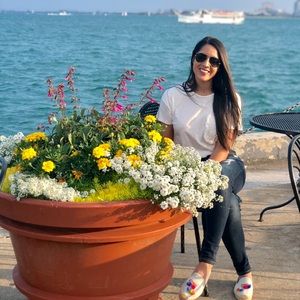 Meet your Posher, Mariela